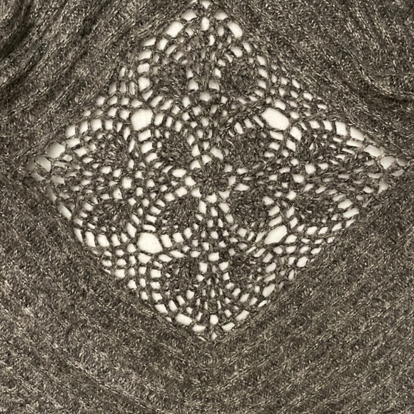 BCBG Maxazria Sweater Unique Cut-out Back Design and Longer Style Line - Picture 5 of 7